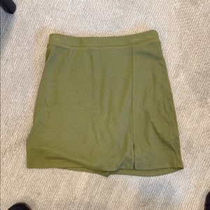 Sundry women’s olive green skirt size L